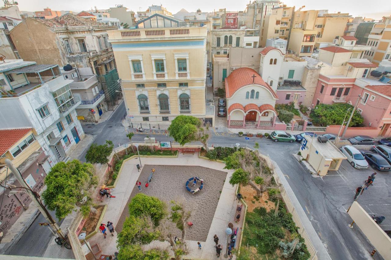 Seaside & Central Terrace Heraklion  Bagian luar foto