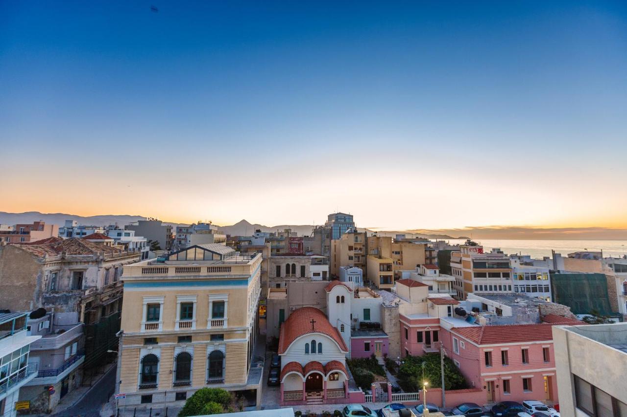 Seaside & Central Terrace Heraklion  Bagian luar foto